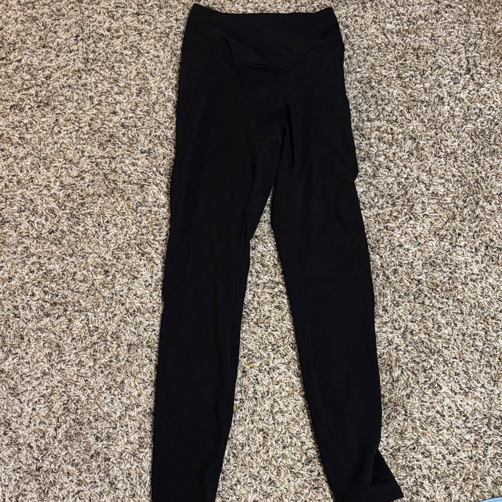 HALARA Black Leggings (NEW w/o tags)